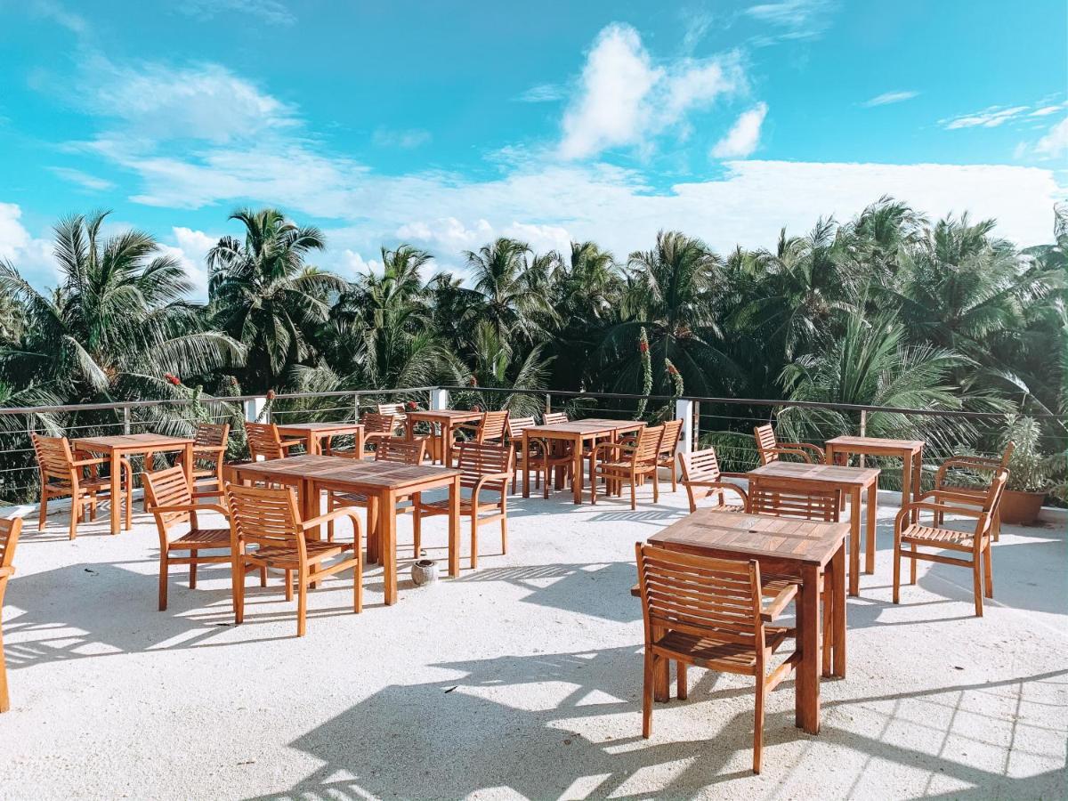 Отель Bliss Dhigurah Дигура Экстерьер фото